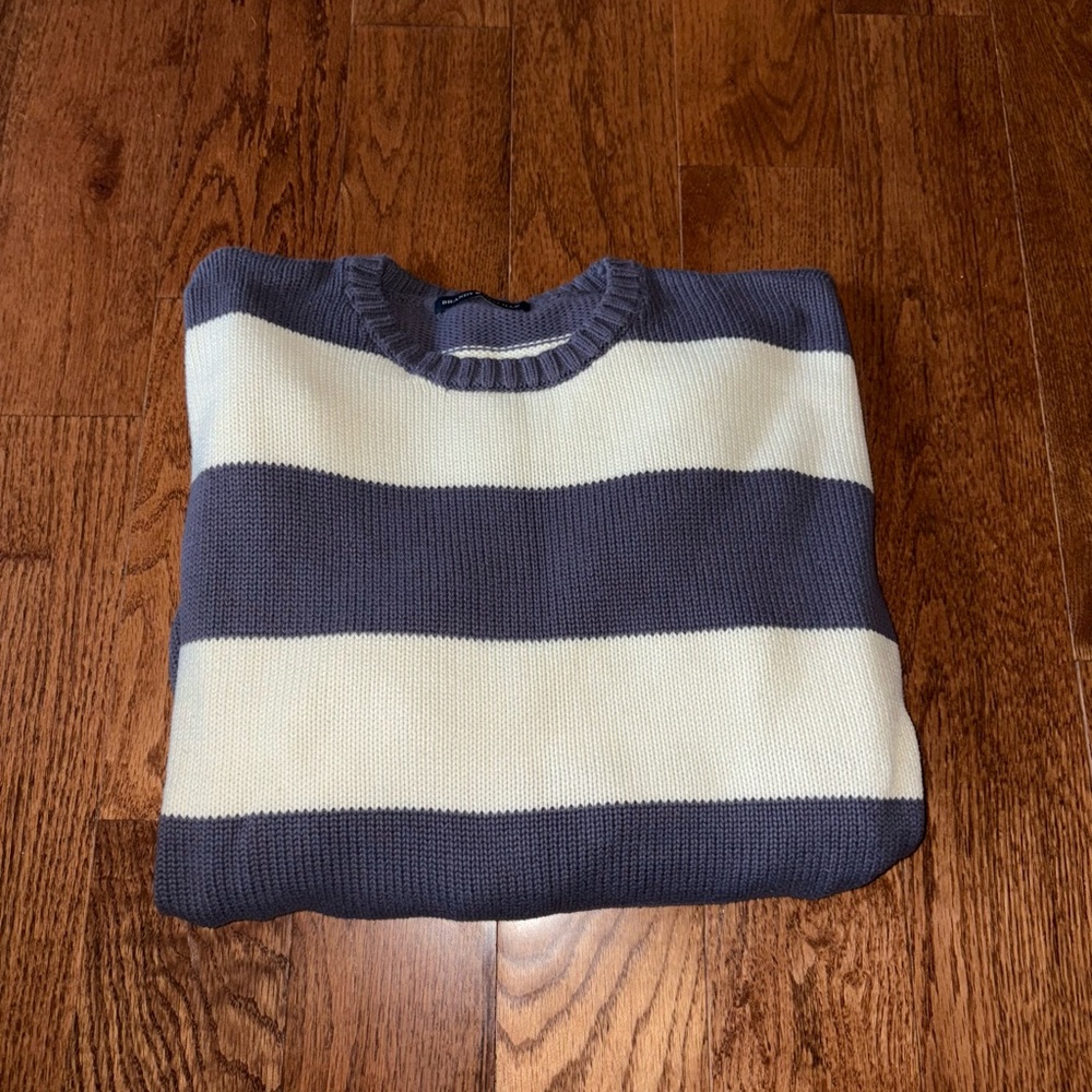Brandy Melville Blue and White Oversized Crewneck Sweater